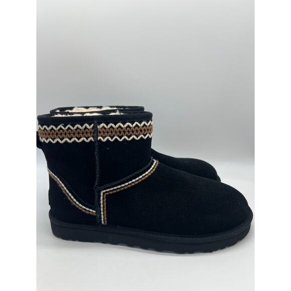UGG Classic Mini Atherson Boot Black 1158222 Men's Size 10 New - Picture 1 of 16
